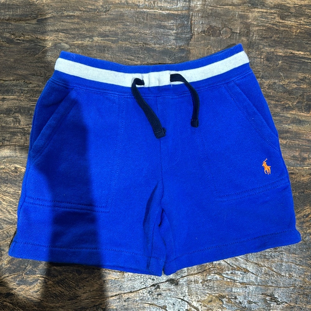 Kids polo shorts size 3t